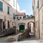H11 Ca' In Te L'aia - Centro Daire Taggia